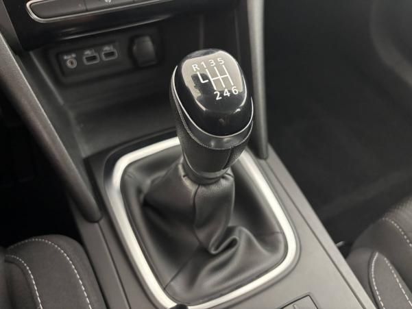Vente en ligne Renault Megane 4 Mégane IV Berline Blue dCi 115 - 20 au prix de 15 990 €