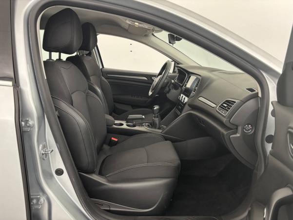 Vente en ligne Renault Megane 4 Mégane IV Berline Blue dCi 115 - 20 au prix de 15 990 €