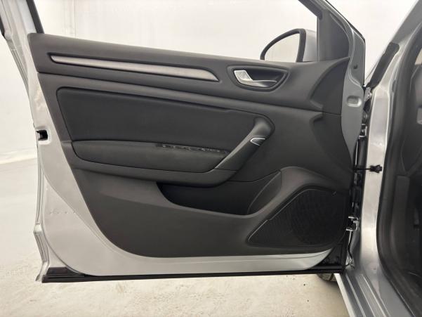Vente en ligne Renault Megane 4 Mégane IV Berline Blue dCi 115 - 20 au prix de 15 990 €