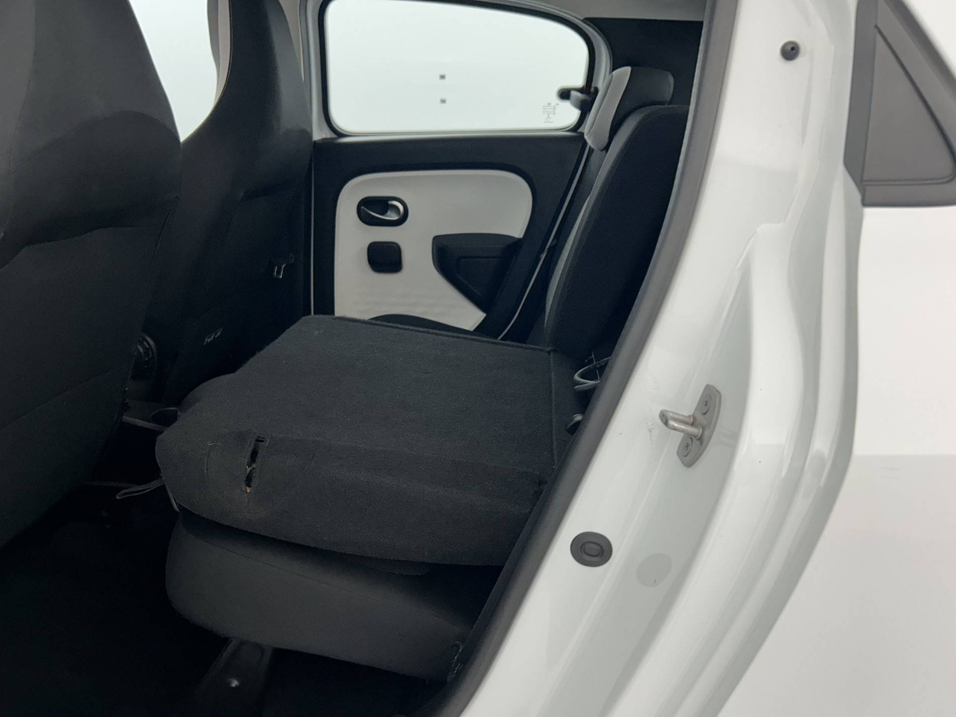 Vente en ligne Renault Twingo Electrique Twingo III E-Tech au prix de 10 990 €