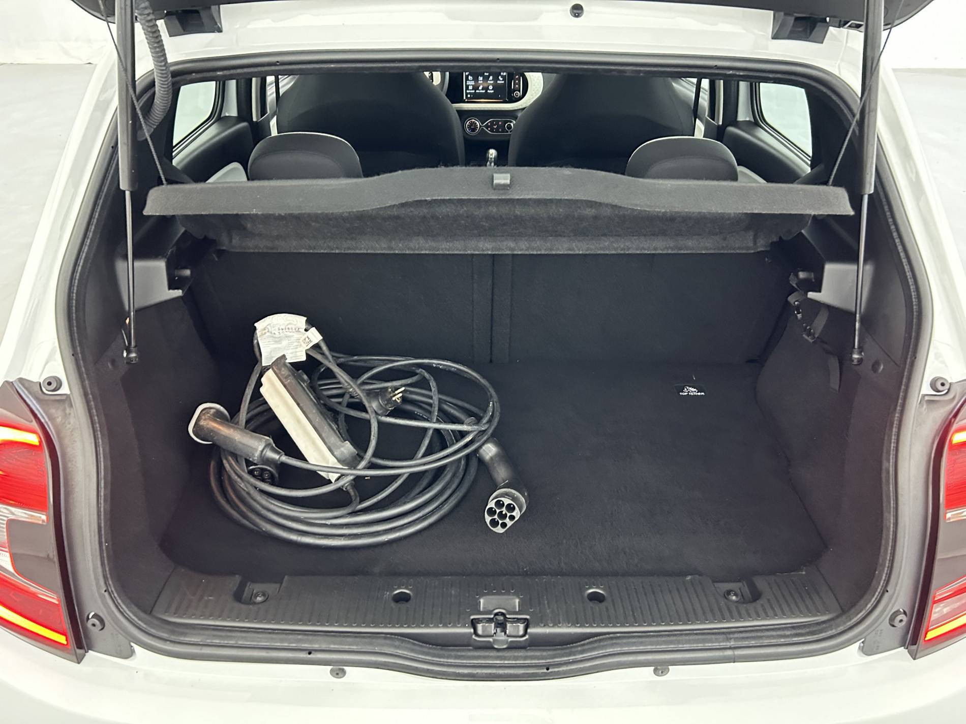 Vente en ligne Renault Twingo Electrique Twingo III E-Tech au prix de 10 990 €