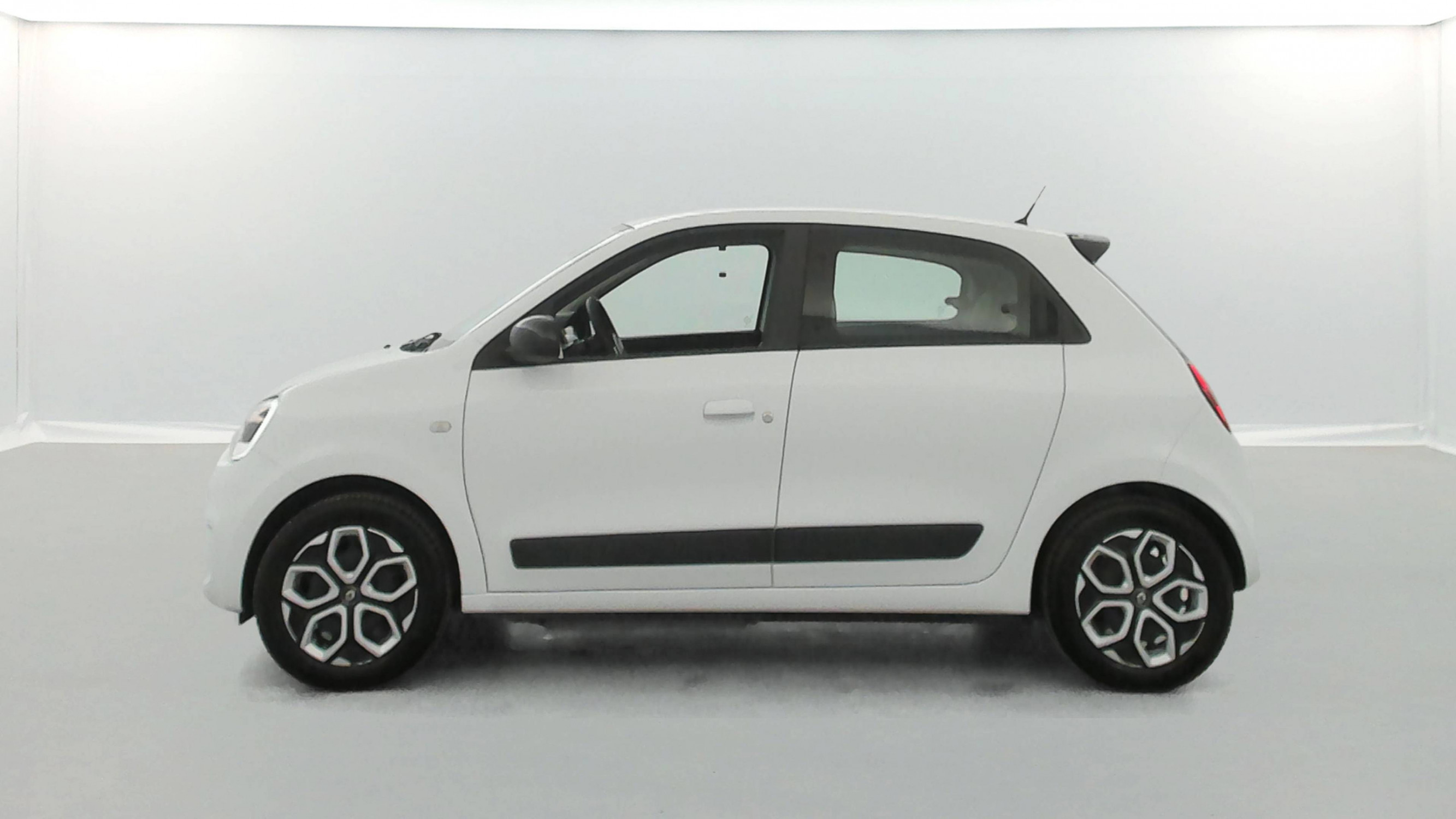 Vente en ligne Renault Twingo Electrique Twingo III E-Tech au prix de 10 990 €