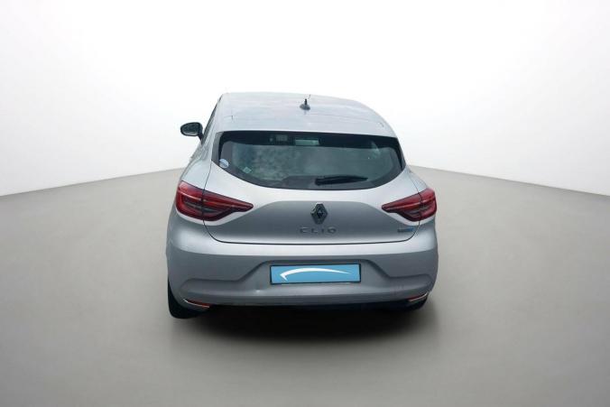 Vente en ligne Renault Clio 5 Clio E-Tech 140 - 21N au prix de 18 490 €