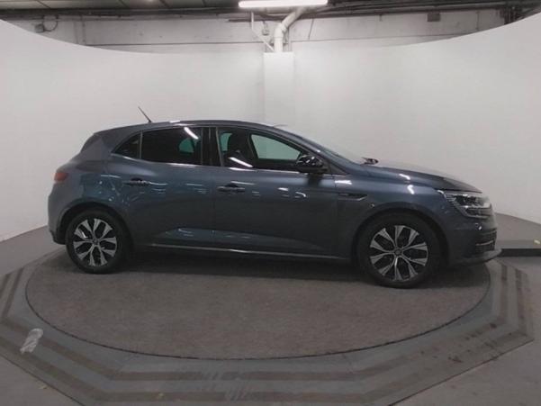 Vente en ligne Renault Megane 4 Mégane IV Berline Blue dCi 115 au prix de 15 990 €