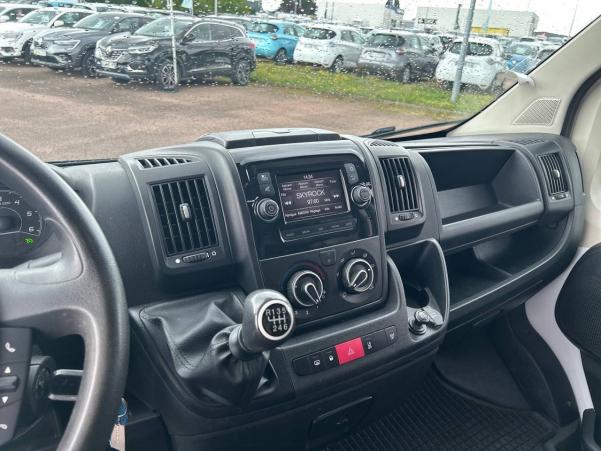 Vente en ligne Peugeot Boxer Fourgon BOXER TOLE 435 L4H2 BLUEHDI 165 S&S au prix de 22 990 €