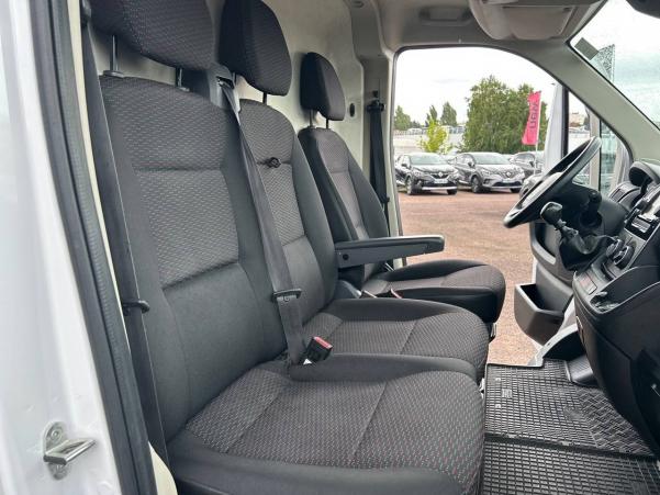 Vente en ligne Peugeot Boxer Fourgon BOXER TOLE 435 L4H2 BLUEHDI 165 S&S au prix de 22 990 €