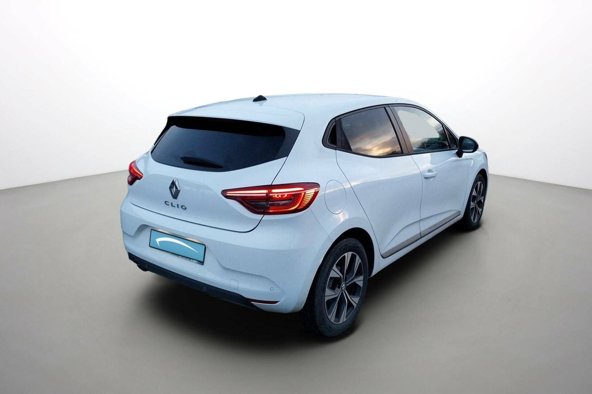 Vente en ligne Renault Clio 5 Clio TCe 90 au prix de 13 990 €