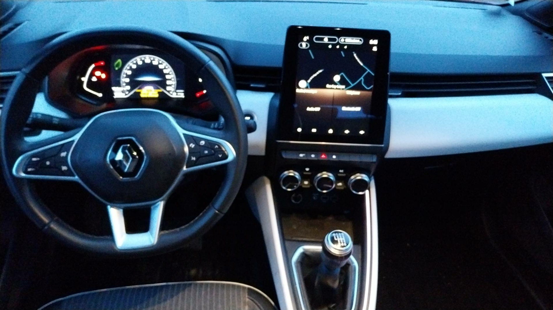 Vente en ligne Renault Clio 5 Clio TCe 90 - 21N au prix de 13 490 €