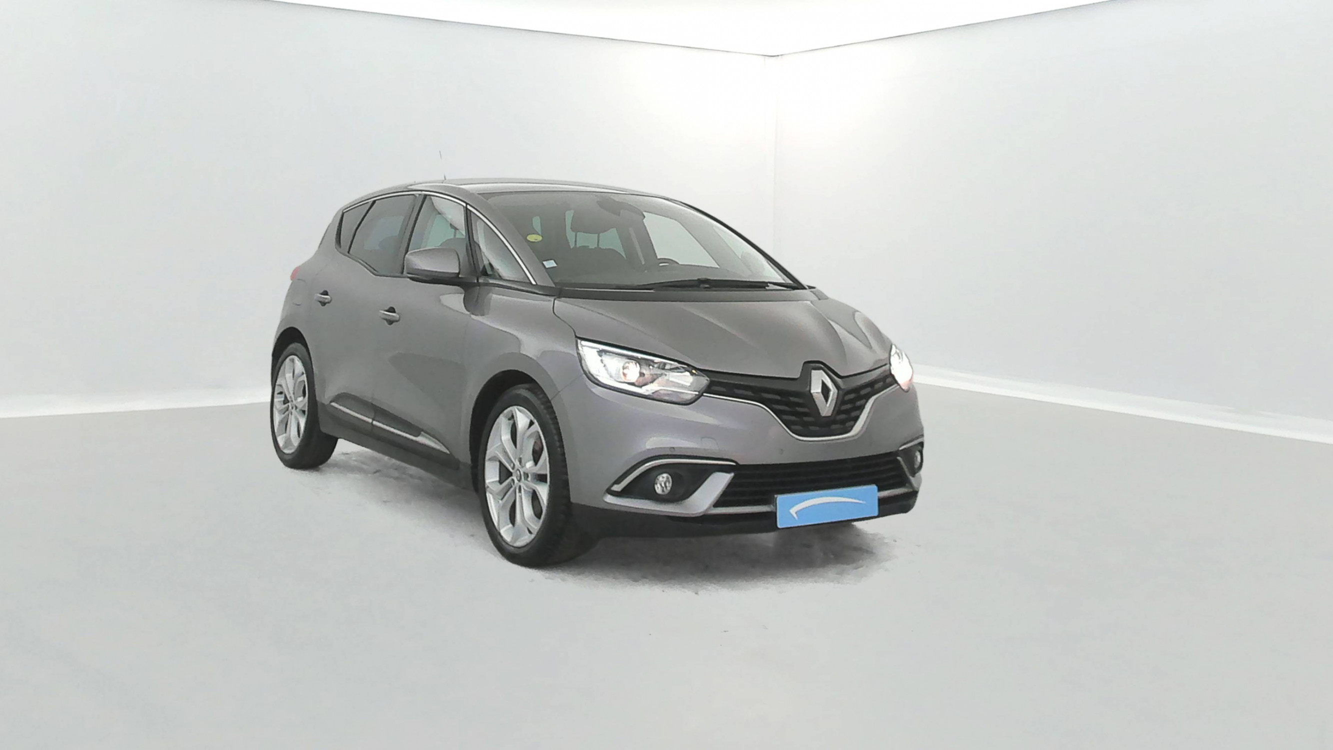 Vente en ligne Renault Scenic 4 Scenic Blue dCi 120 EDC au prix de 17 490 €
