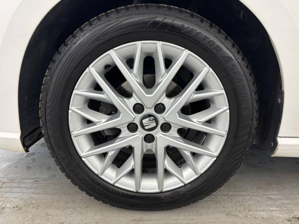 Vente en ligne Seat Ibiza  1.0 80 ch S/S BVM5 au prix de 12 900 €