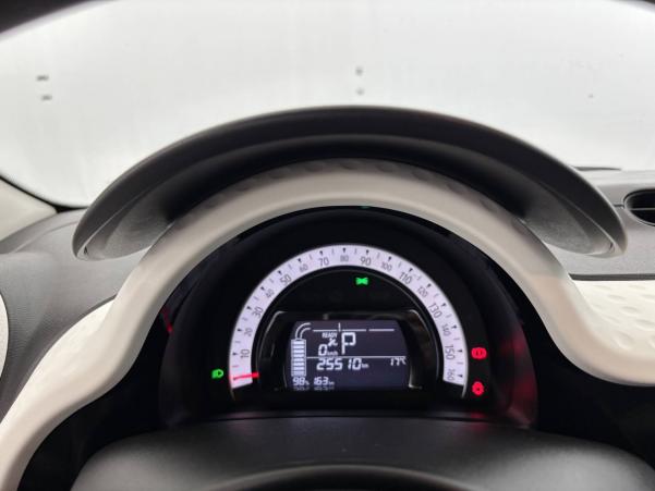 Vente en ligne Renault Twingo Electrique Twingo III E-Tech au prix de 13 590 €