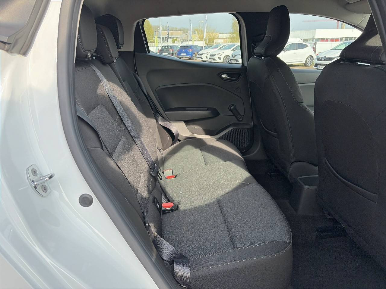 Vente en ligne Renault Clio 5 Clio Blue dCi 100 - 21N au prix de 14 990 €