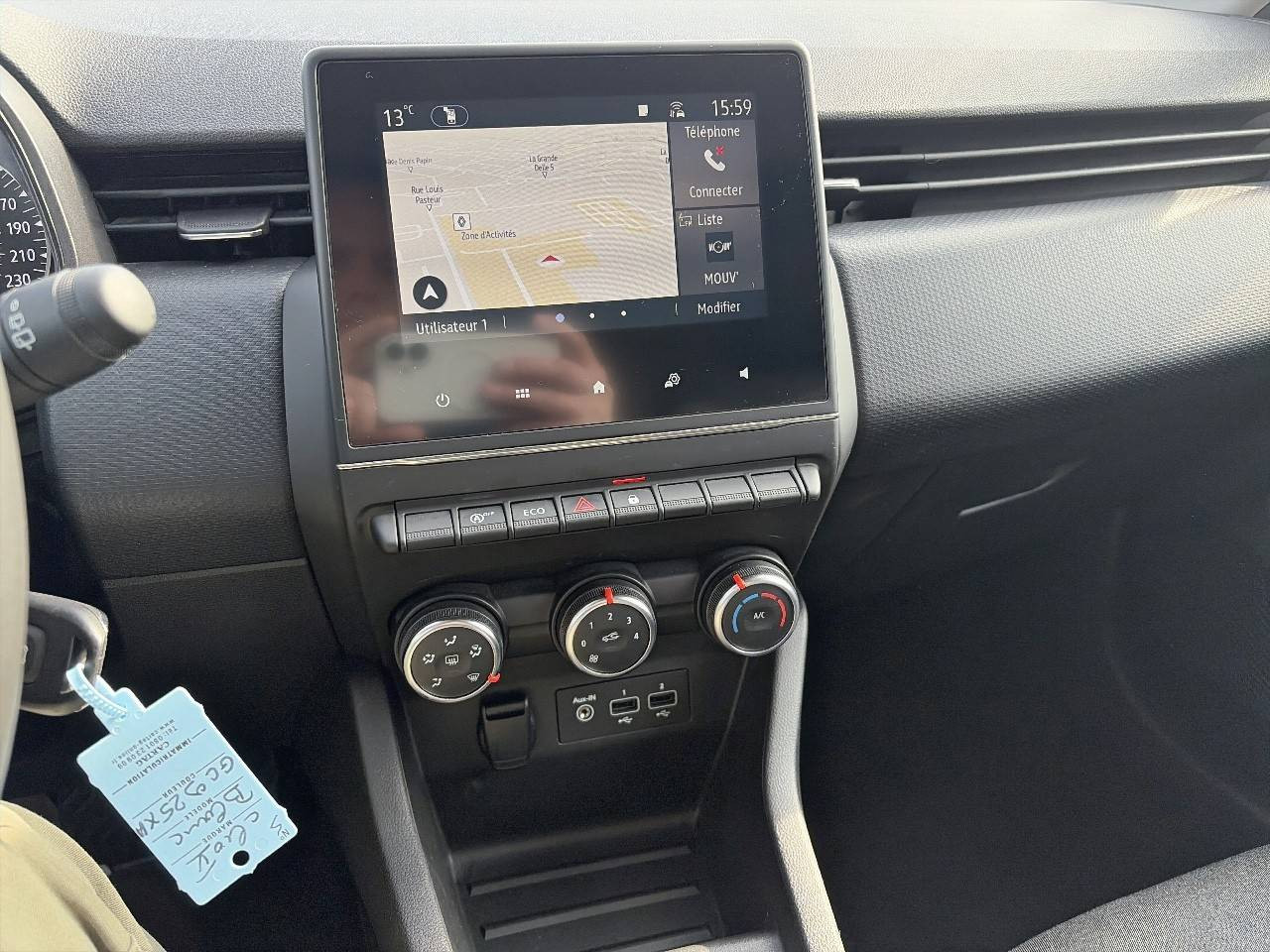 Vente en ligne Renault Clio 5 Clio Blue dCi 100 - 21N au prix de 14 990 €