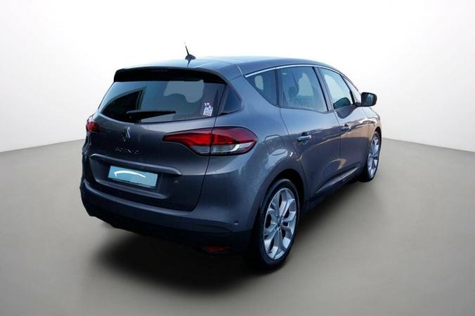 Vente en ligne Renault Scenic 4 Scenic TCe 140 FAP EDC au prix de 16 590 €