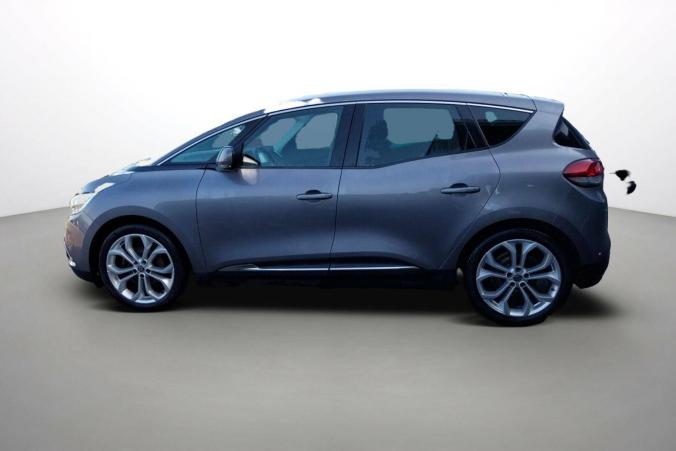 Vente en ligne Renault Scenic 4 Scenic TCe 140 FAP EDC au prix de 16 590 €