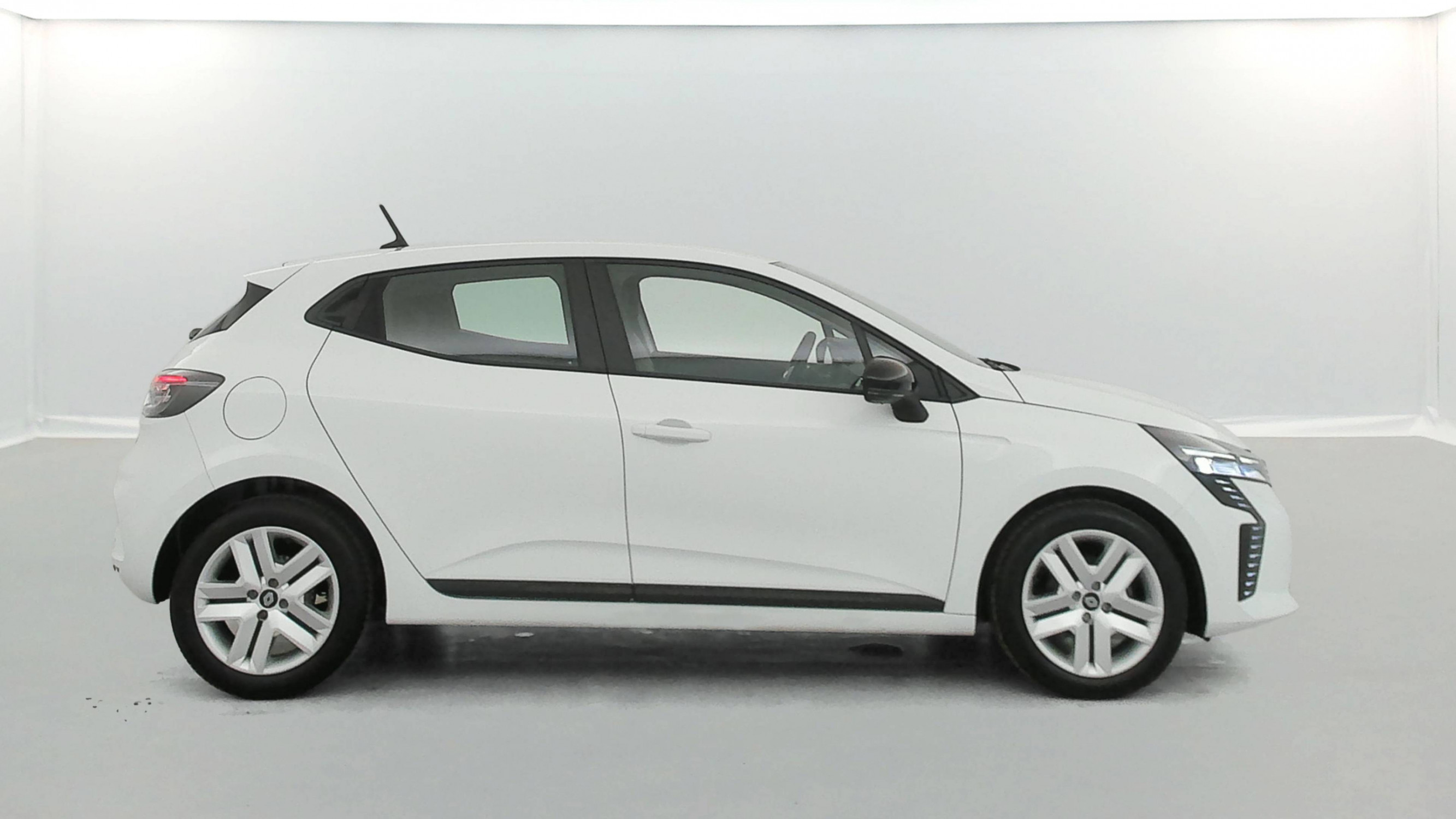 Vente en ligne Renault Clio 5 Clio TCe 90 ch GSR2 au prix de 14 990 €