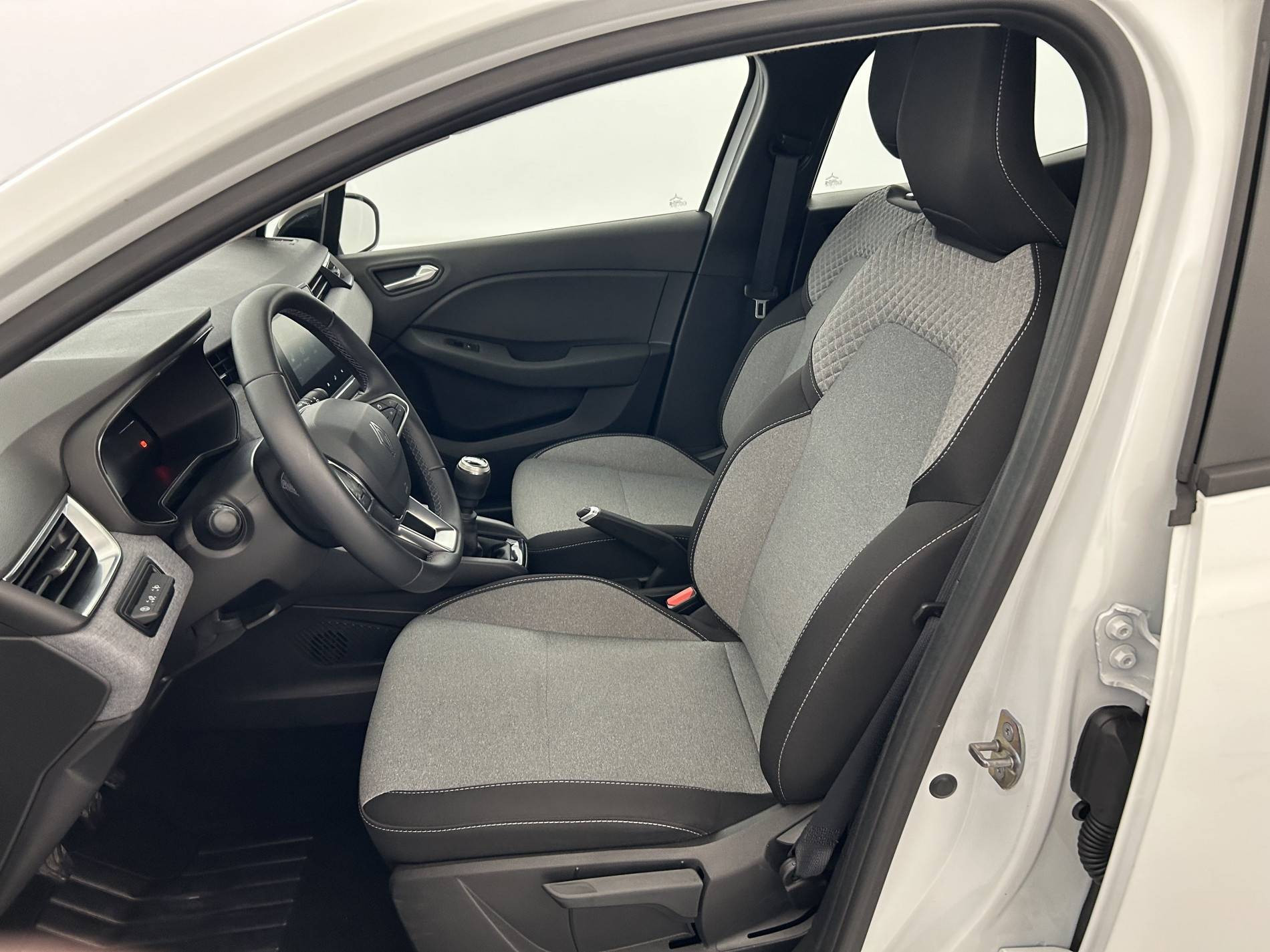 Vente en ligne Renault Clio 5 Clio TCe 90 ch GSR2 au prix de 14 990 €