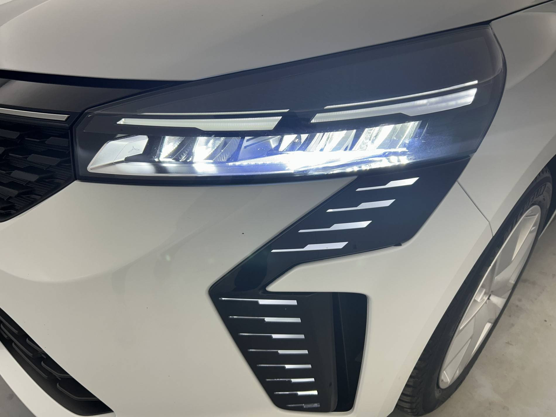 Vente en ligne Renault Clio 5 Clio TCe 90 ch GSR2 au prix de 14 990 €