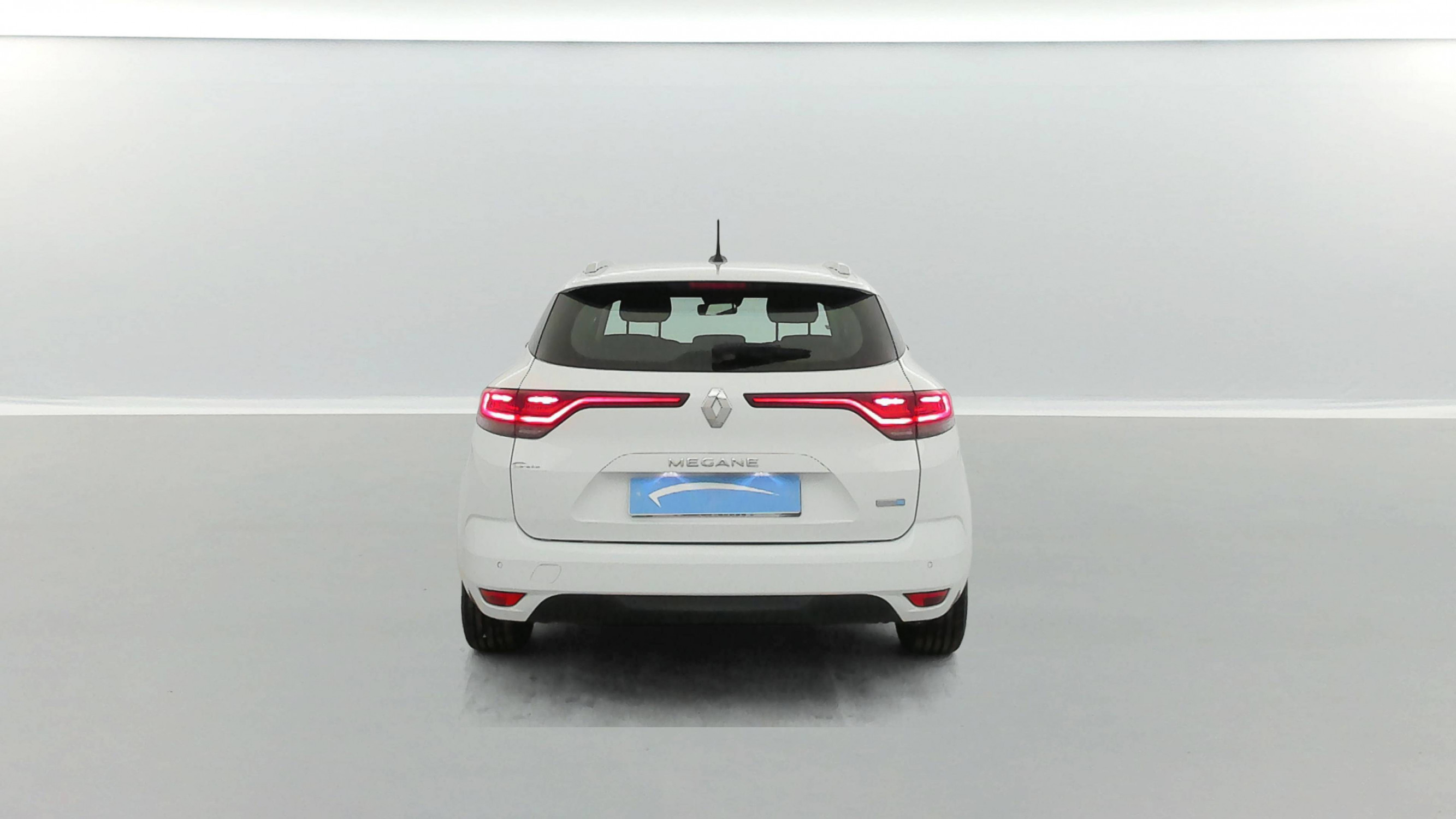 Vente en ligne Renault Megane 4 Estate Mégane IV Estate E-TECH Plug-In Hybride 160 au prix de 16 290 €