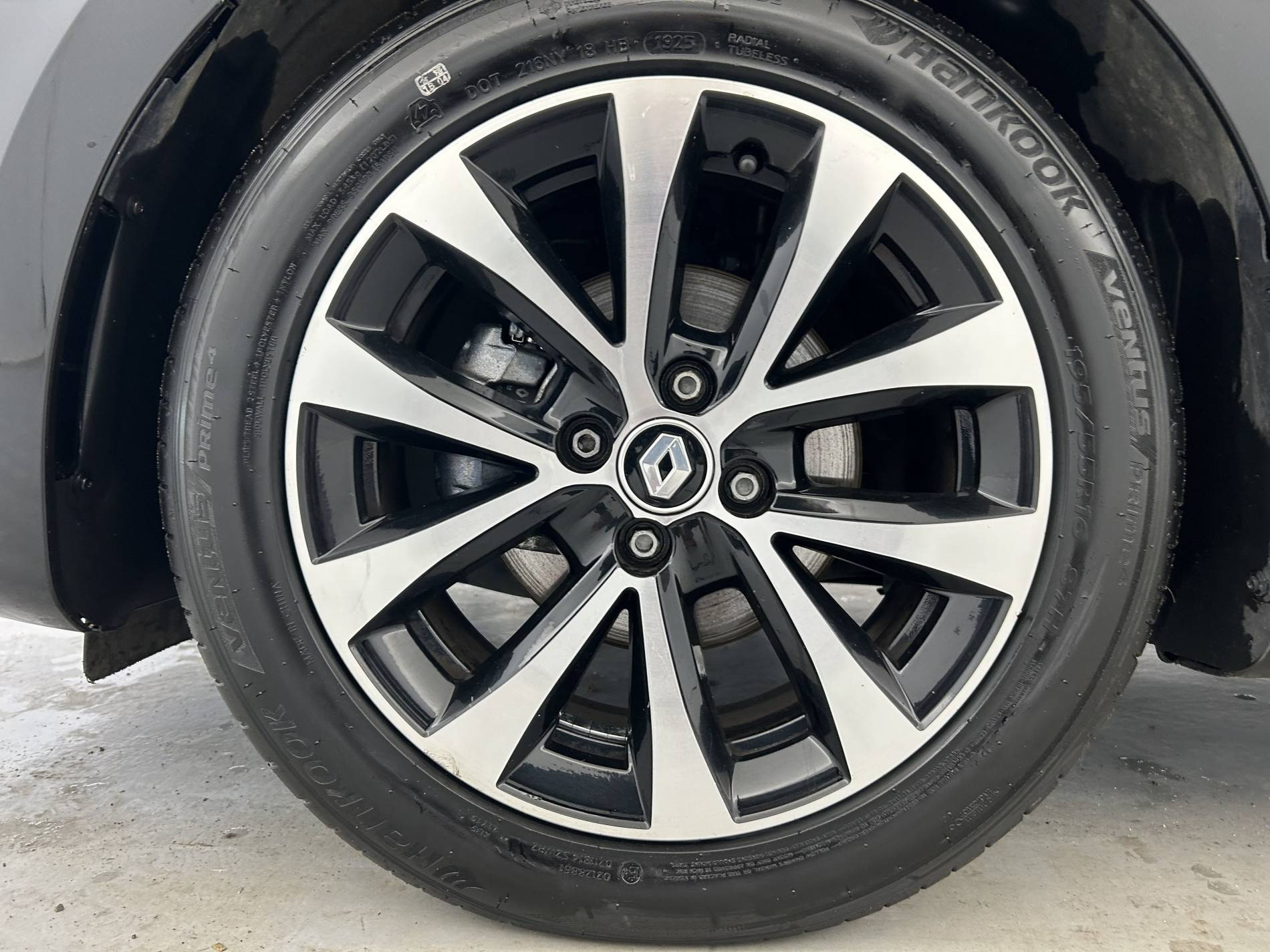 Vente en ligne Renault Clio 5 Clio TCe 90 - 21N au prix de 16 990 €