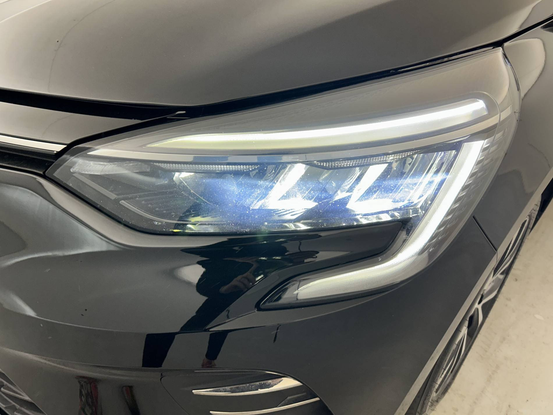 Vente en ligne Renault Clio 5 Clio TCe 90 - 21N au prix de 16 990 €