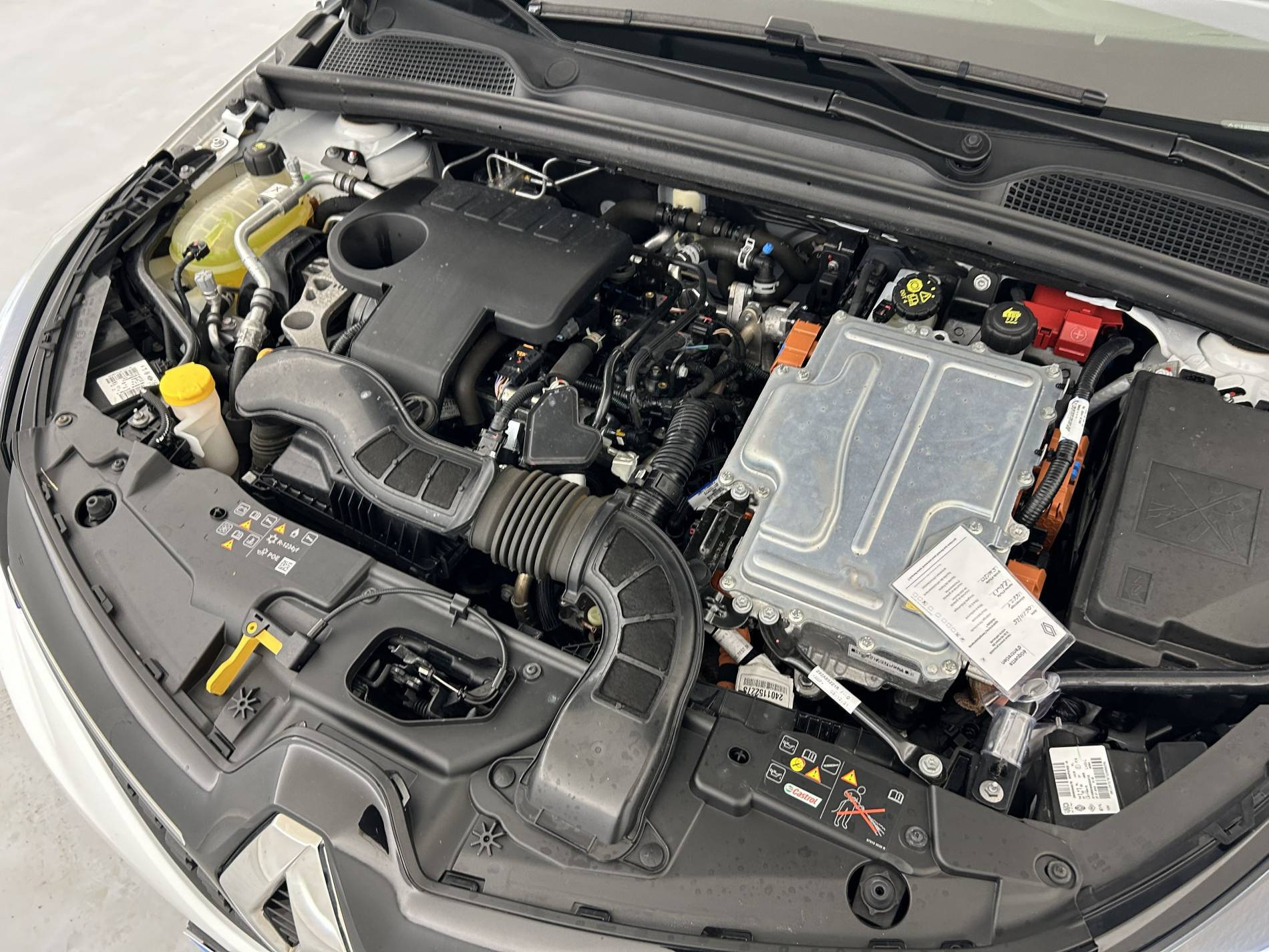 Vente en ligne Renault Clio 5 Clio E-Tech 140 - 21N au prix de 16 990 €