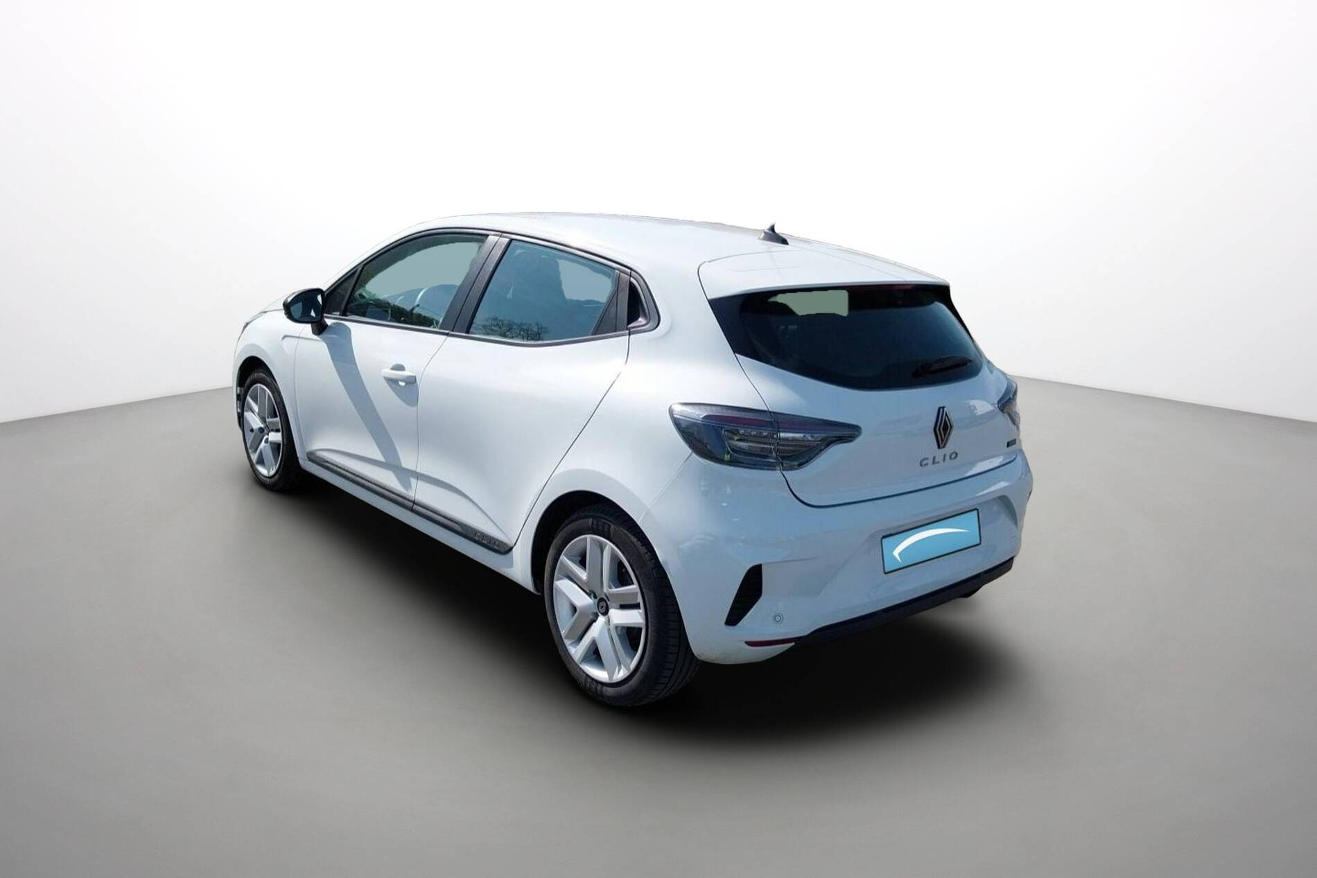 Vente en ligne Renault Clio 5 Clio E-Tech full hybrid 145 au prix de 17 990 €