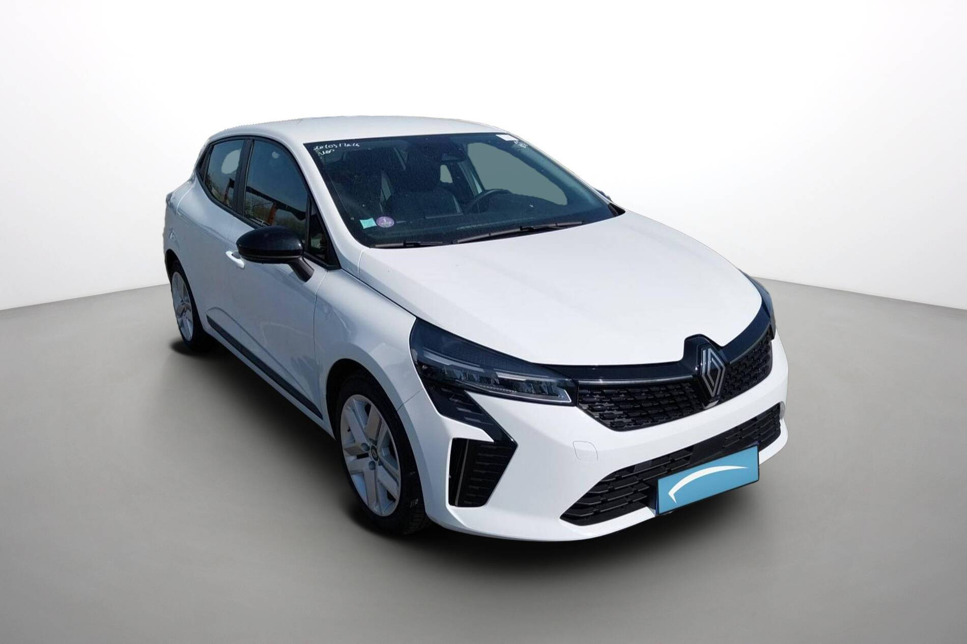 Vente en ligne Renault Clio 5 Clio E-Tech full hybrid 145 au prix de 17 990 €