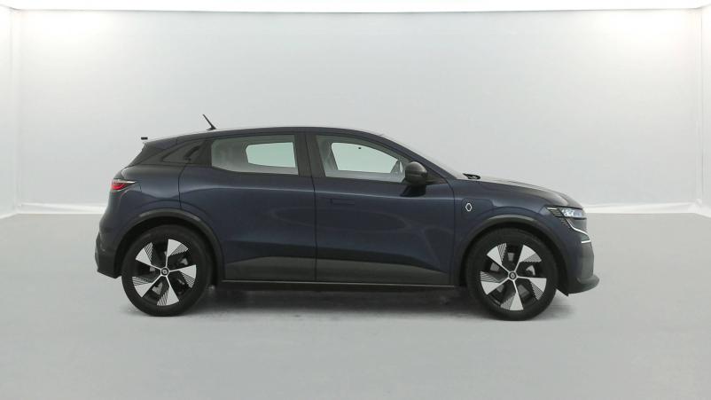 Vente en ligne Renault Megane E-Tech  EV40 130ch standard charge au prix de 19 990 €
