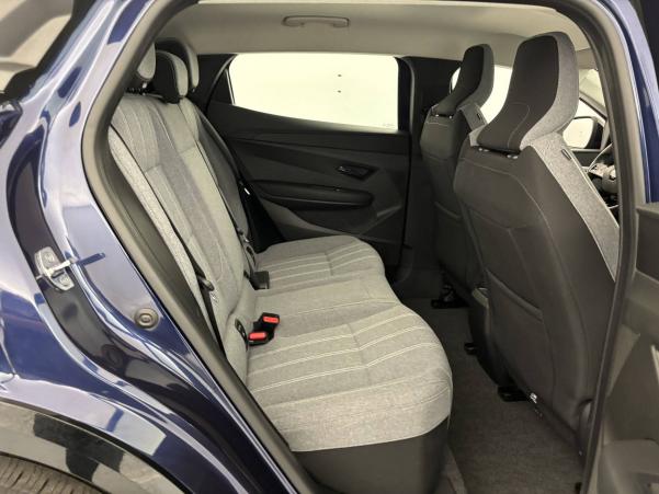 Vente en ligne Renault Megane E-Tech  EV40 130ch standard charge au prix de 19 990 €