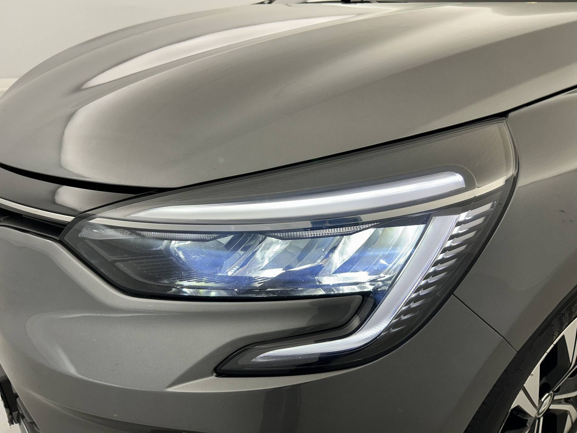 Vente en ligne Renault Clio 5 Clio TCe 90 au prix de 15 390 €