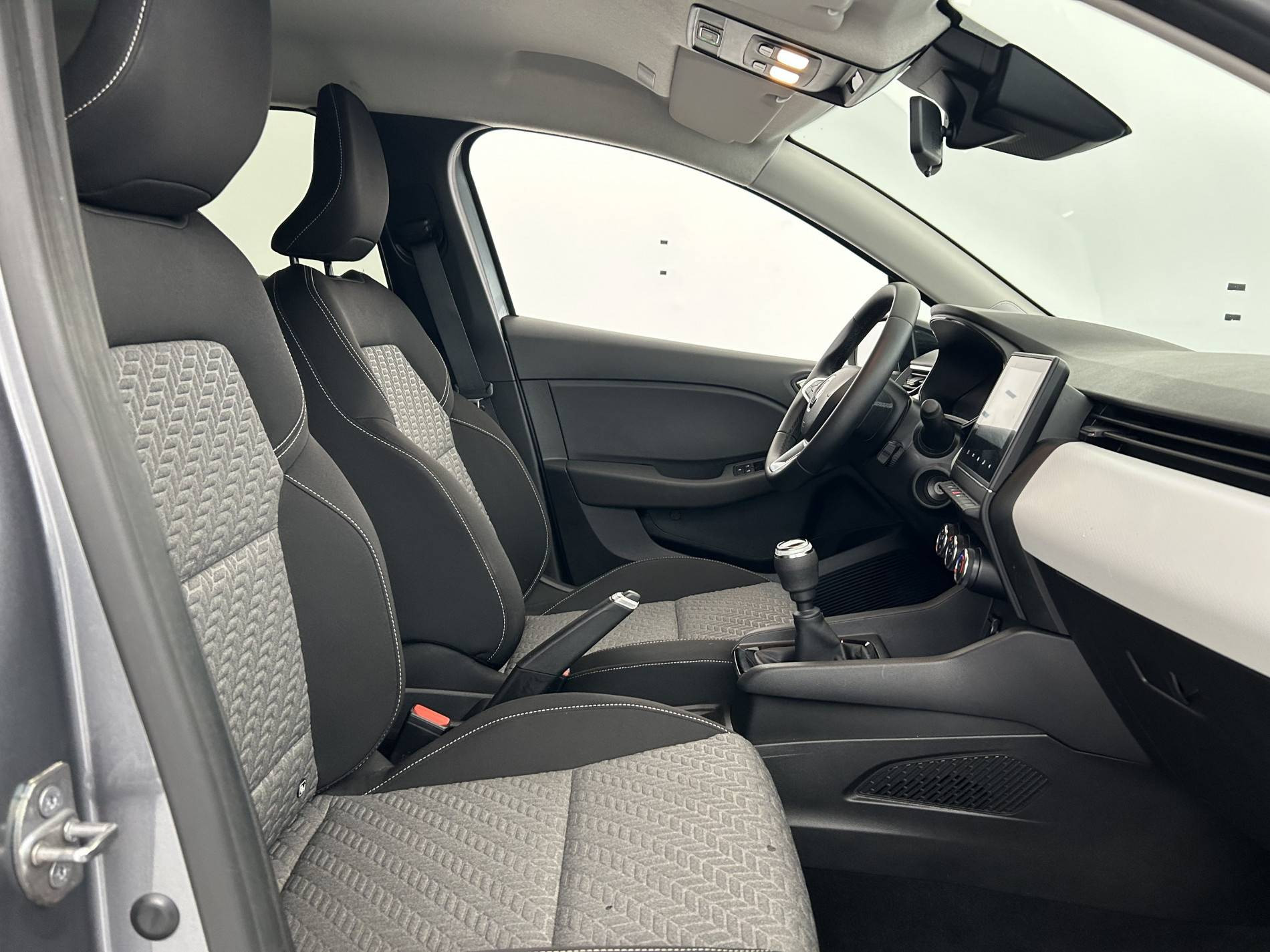 Vente en ligne Renault Clio 5 Clio TCe 90 au prix de 15 390 €