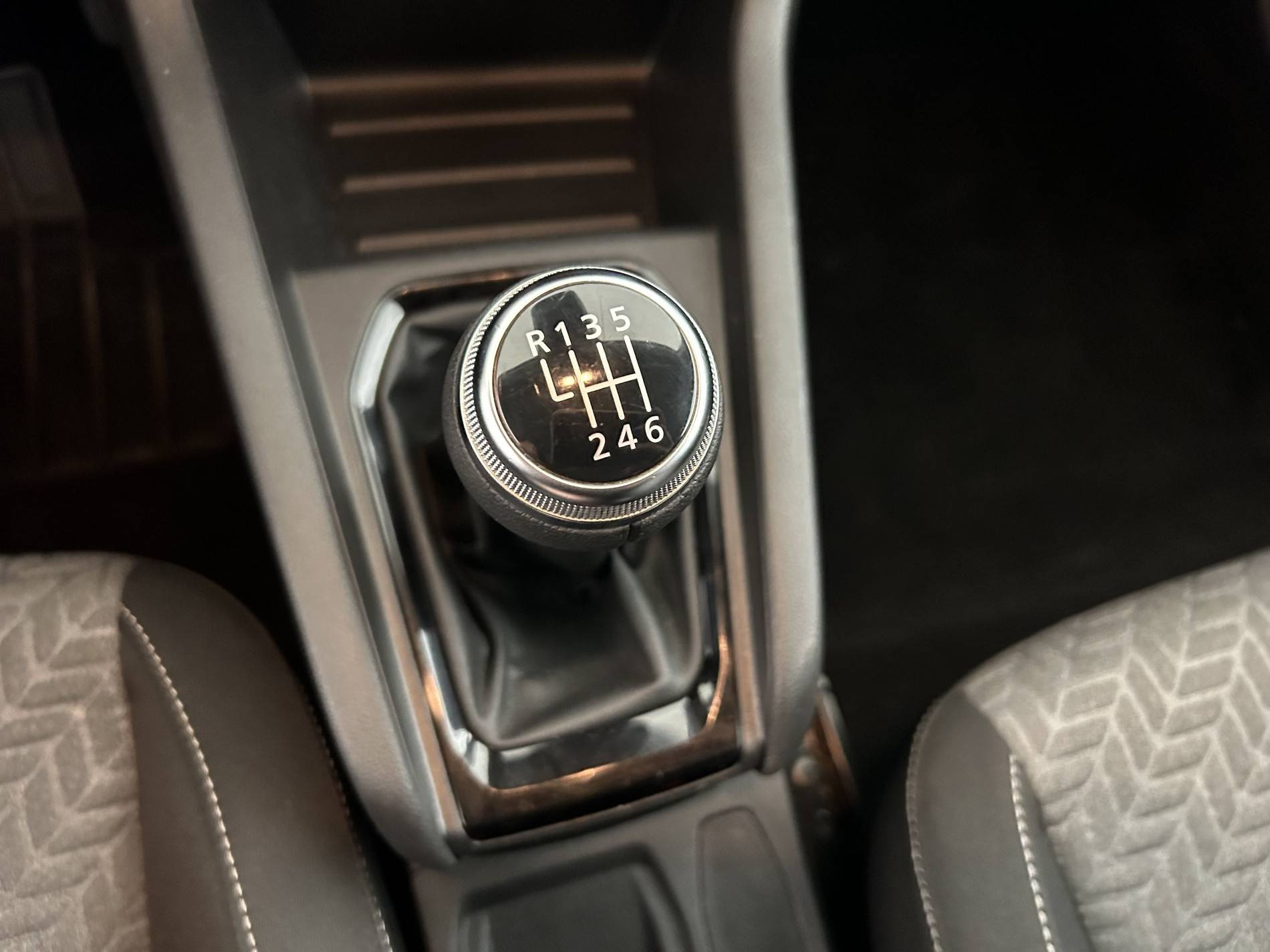 Vente en ligne Renault Clio 5 Clio TCe 90 au prix de 15 390 €