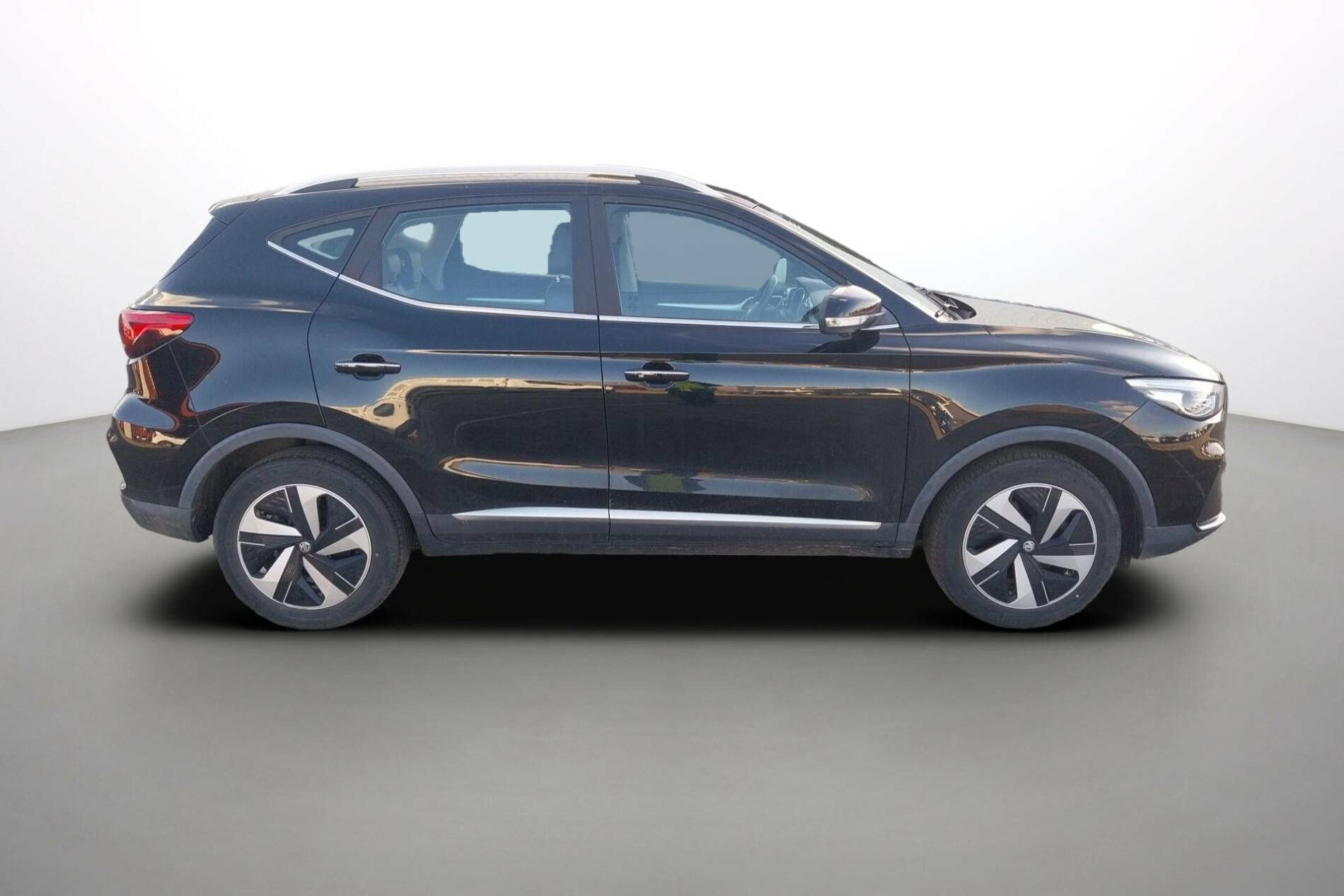 Vente en ligne Mg ZS ZS EV Autonomie standard 51kWh - 130 kW 2WD au prix de 18 990 €