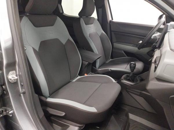 Vente en ligne Dacia Duster  Mild Hybrid 130 au prix de 26 190 €