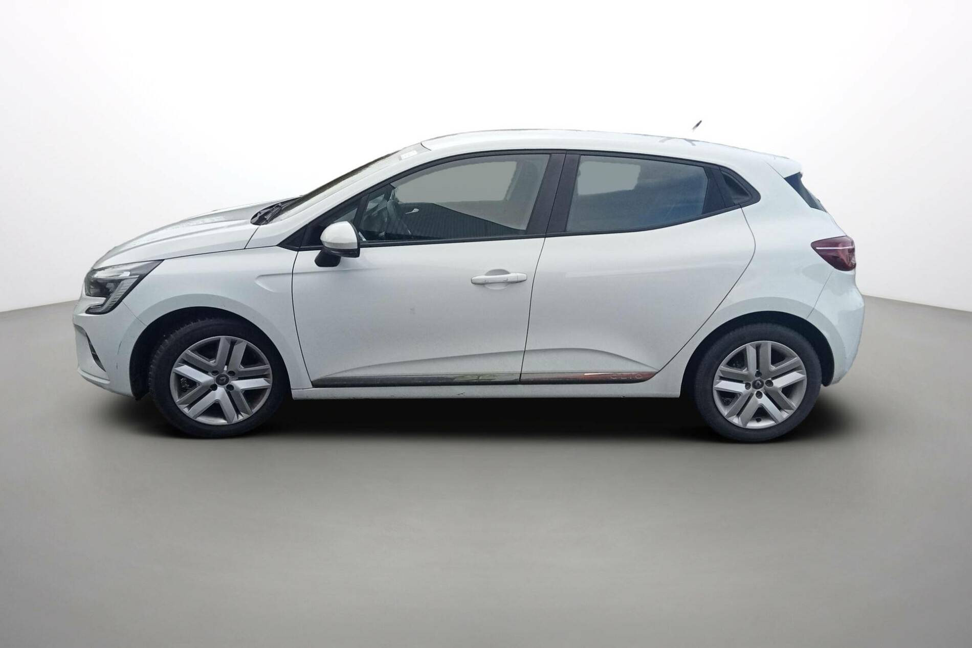 Vente en ligne Renault Clio 5 Clio TCe 90 X-Tronic - 21N au prix de 13 990 €