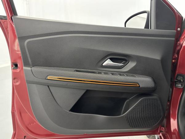 Vente en ligne Dacia Sandero  ECO-G 100 au prix de 13 990 €