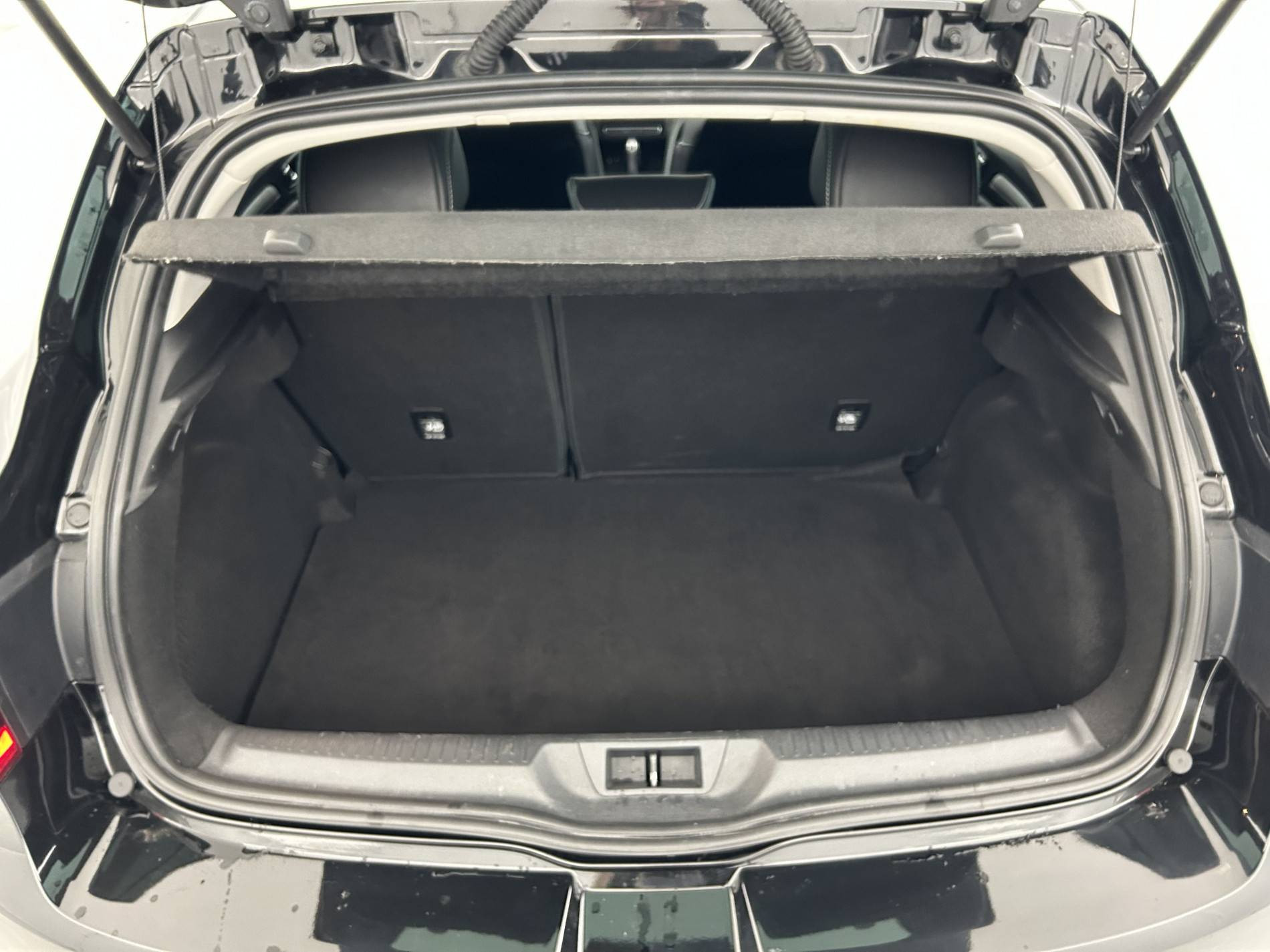 Vente en ligne Renault Megane 4 Mégane IV Berline dCi 165 Energy EDC au prix de 15 990 €