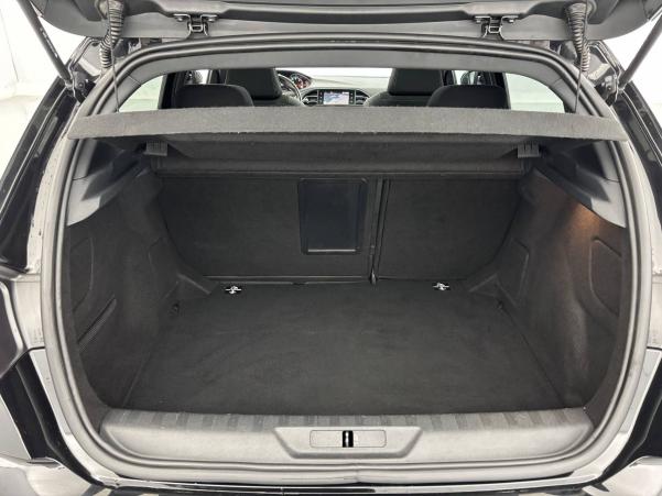 Vente en ligne Peugeot 308  BlueHDi 130ch S&S BVM6 au prix de 14 990 €