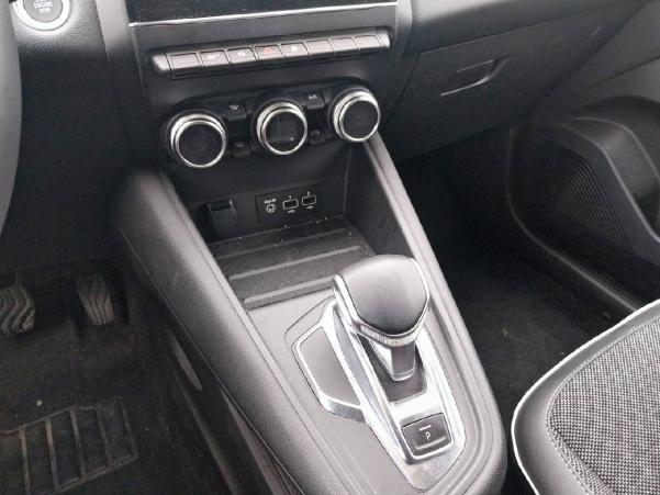 Vente en ligne Renault Captur  mild hybrid 160 EDC au prix de 21 990 €