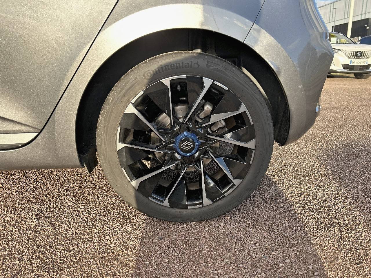 Vente en ligne Renault Clio 5 Clio TCe 90 au prix de 19 290 €