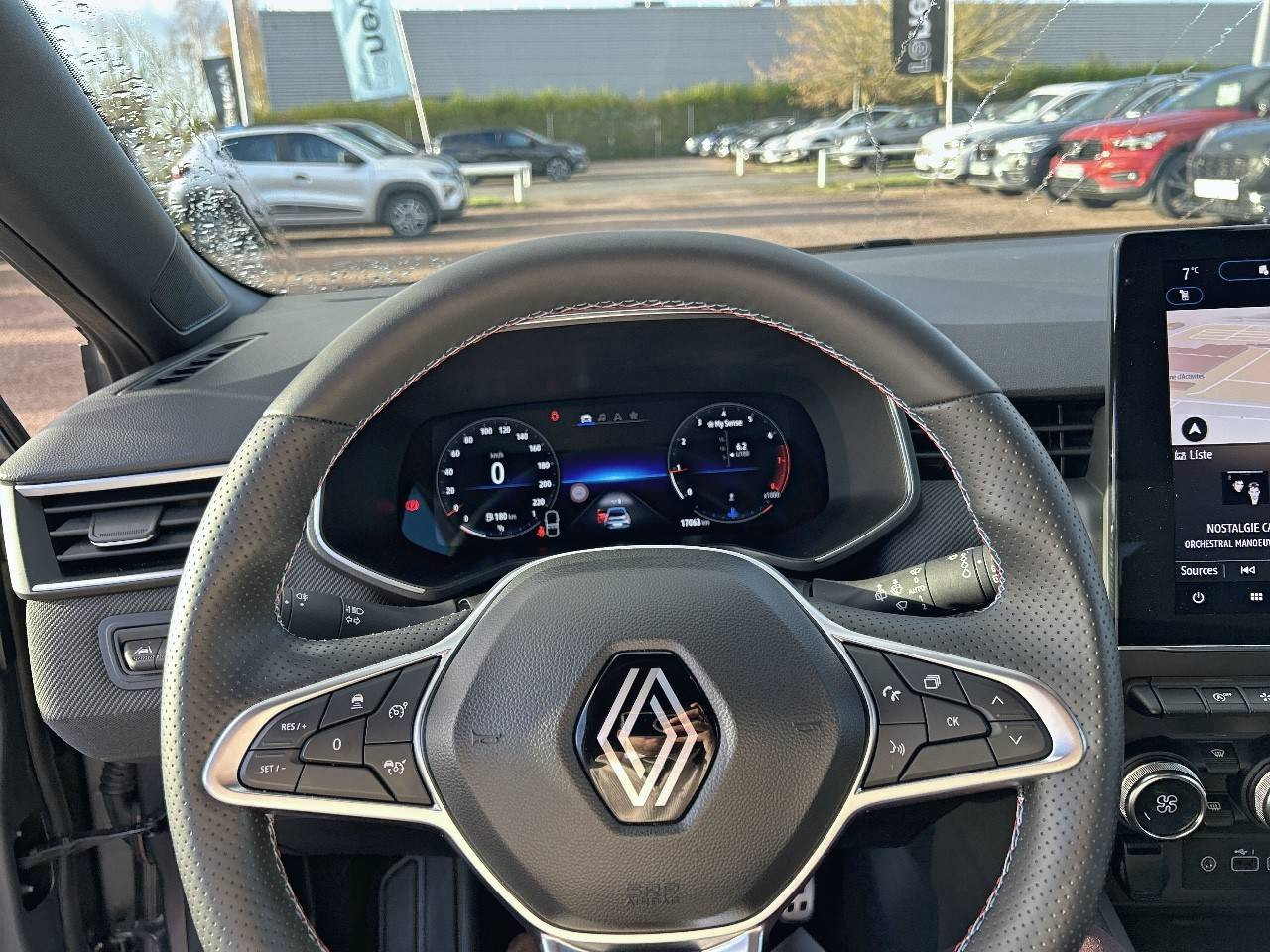 Vente en ligne Renault Clio 5 Clio TCe 90 au prix de 19 290 €