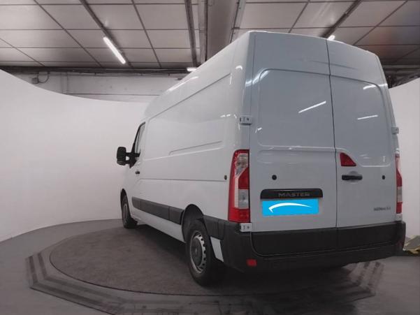 Vente en ligne Renault Master 3 Fourgon MASTER FGN TRAC F3500 L2H2 DCI 135 au prix de 25 900 €