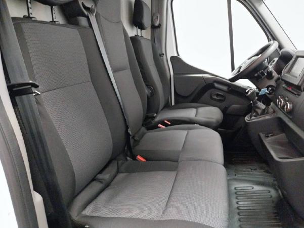 Vente en ligne Renault Master 3 Fourgon MASTER FGN TRAC F3500 L2H2 DCI 135 au prix de 25 900 €