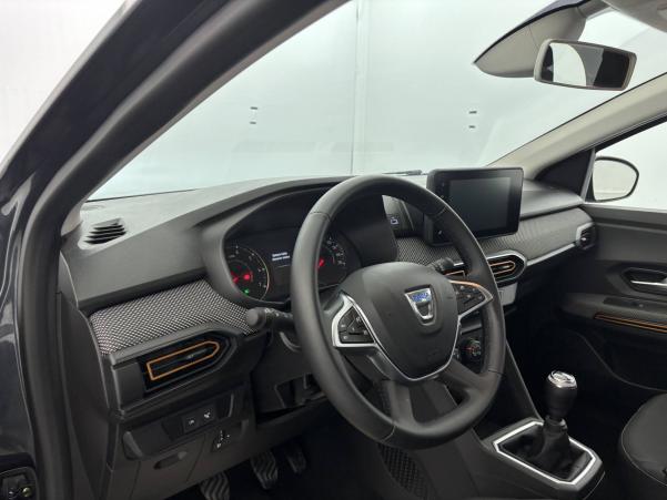 Vente en ligne Dacia Sandero  ECO-G 100 - 22 au prix de 14 290 €