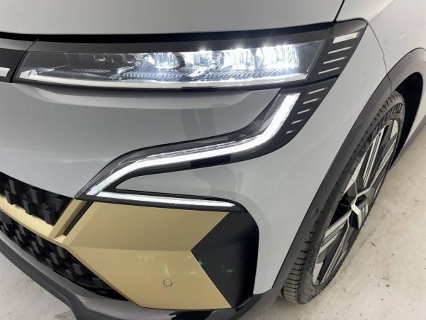 Vente en ligne Renault Megane E-Tech  EV60 220 ch super charge au prix de 29 900 €