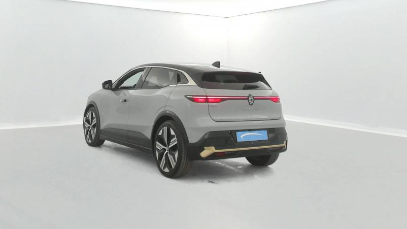 Vente en ligne Renault Megane E-Tech  EV60 220 ch super charge au prix de 29 900 €