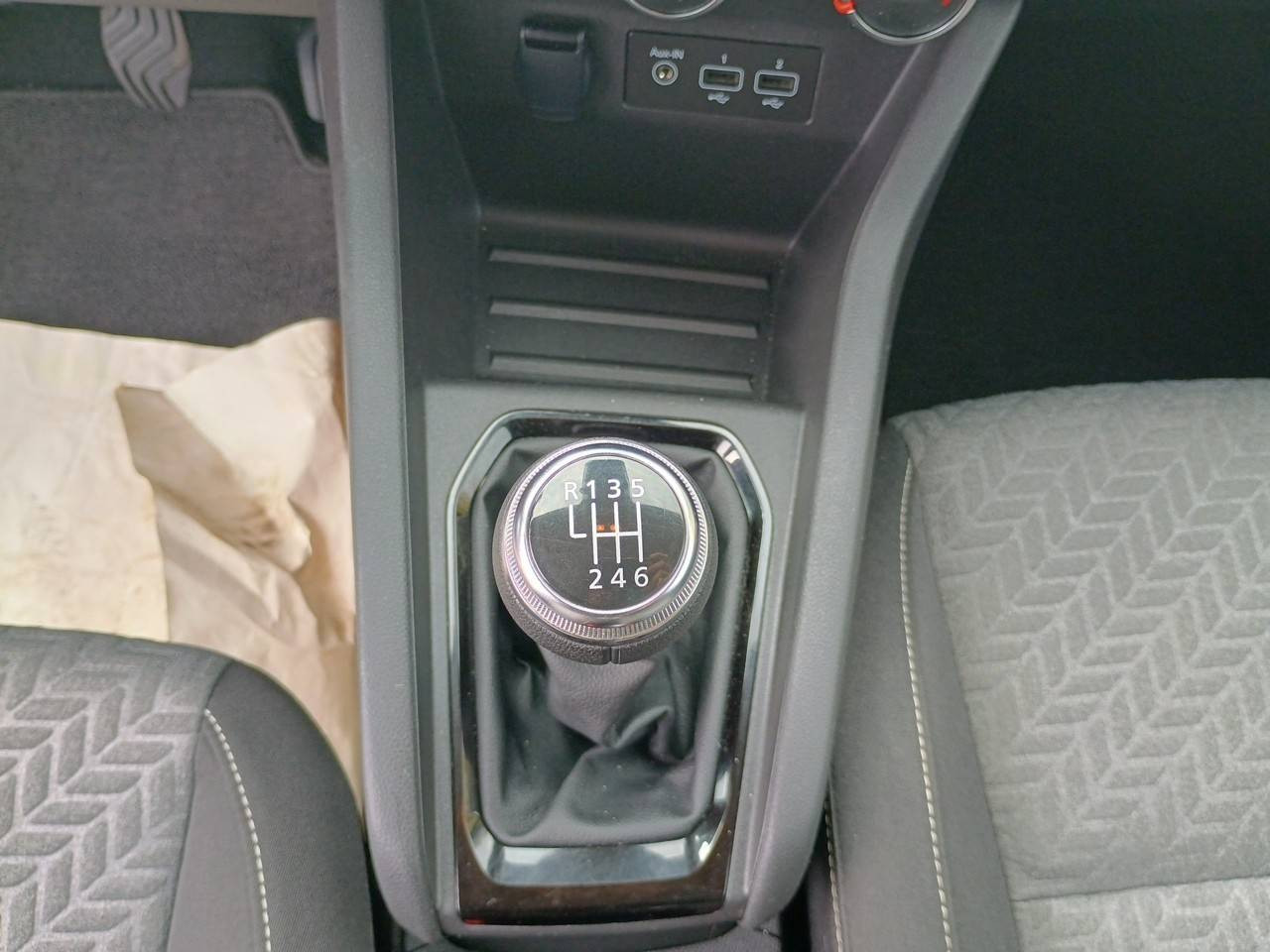 Vente en ligne Renault Clio 5 Clio Blue dCi 100 au prix de 15 490 €