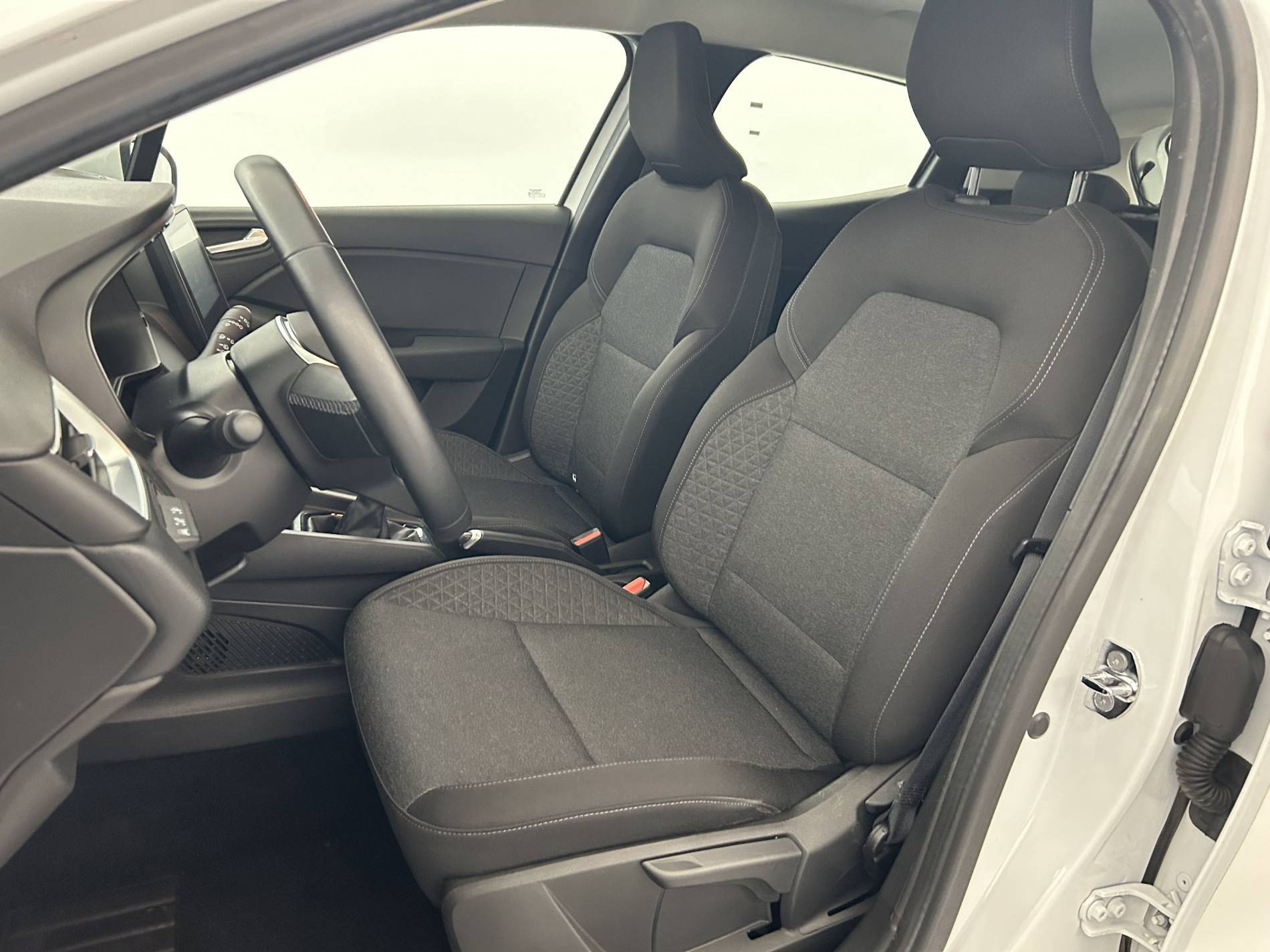 Vente en ligne Renault Clio 5 Clio TCe 90 - 21N au prix de 12 990 €