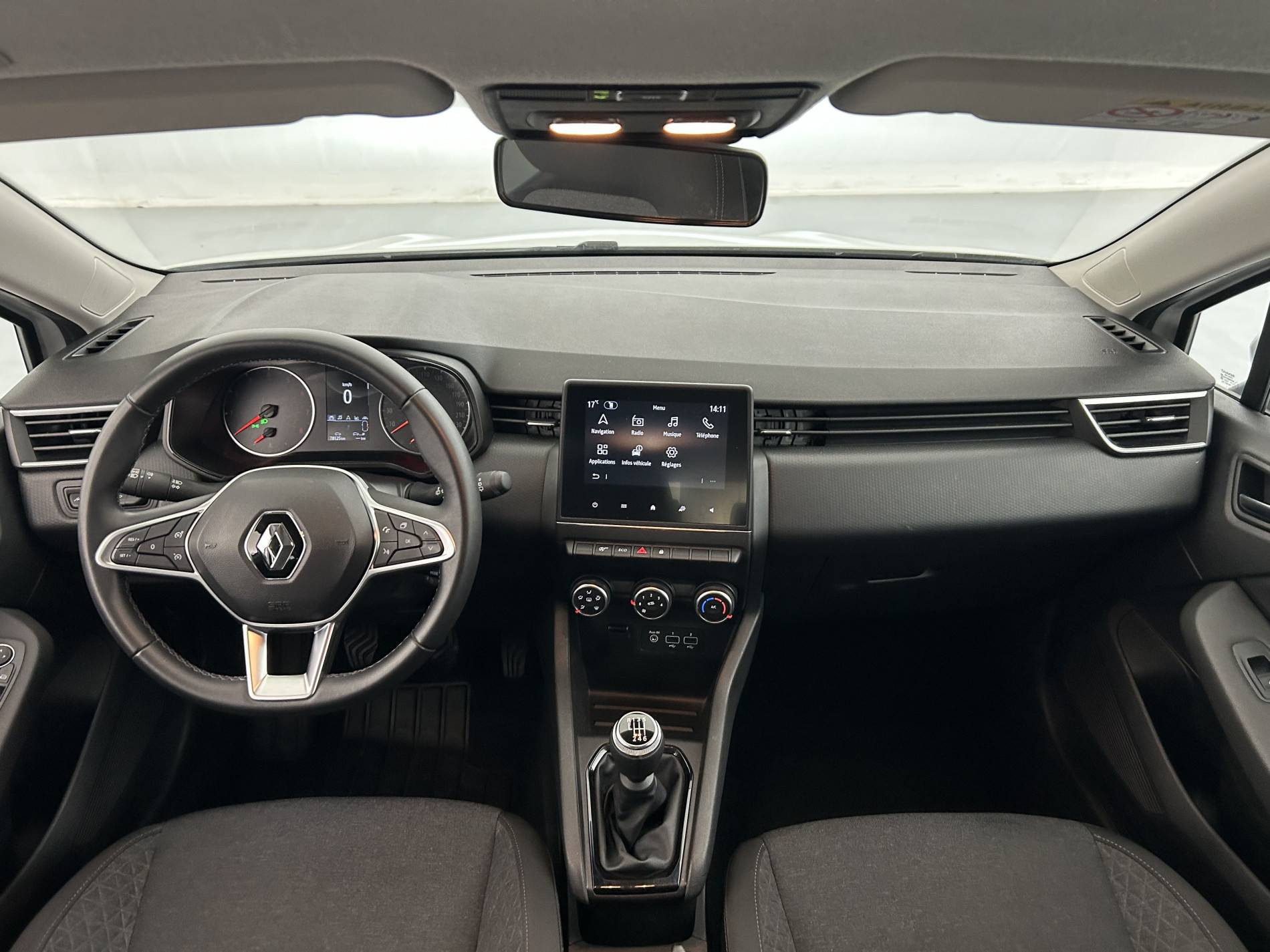 Vente en ligne Renault Clio 5 Clio TCe 90 - 21N au prix de 12 990 €